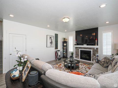 Tiny photo for 3022 S SHORELINE DR S, Syracuse, UT 84075 (MLS # 2124735)
