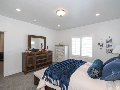 Tiny photo for 3022 S SHORELINE DR S, Syracuse, UT 84075 (MLS # 2124735)