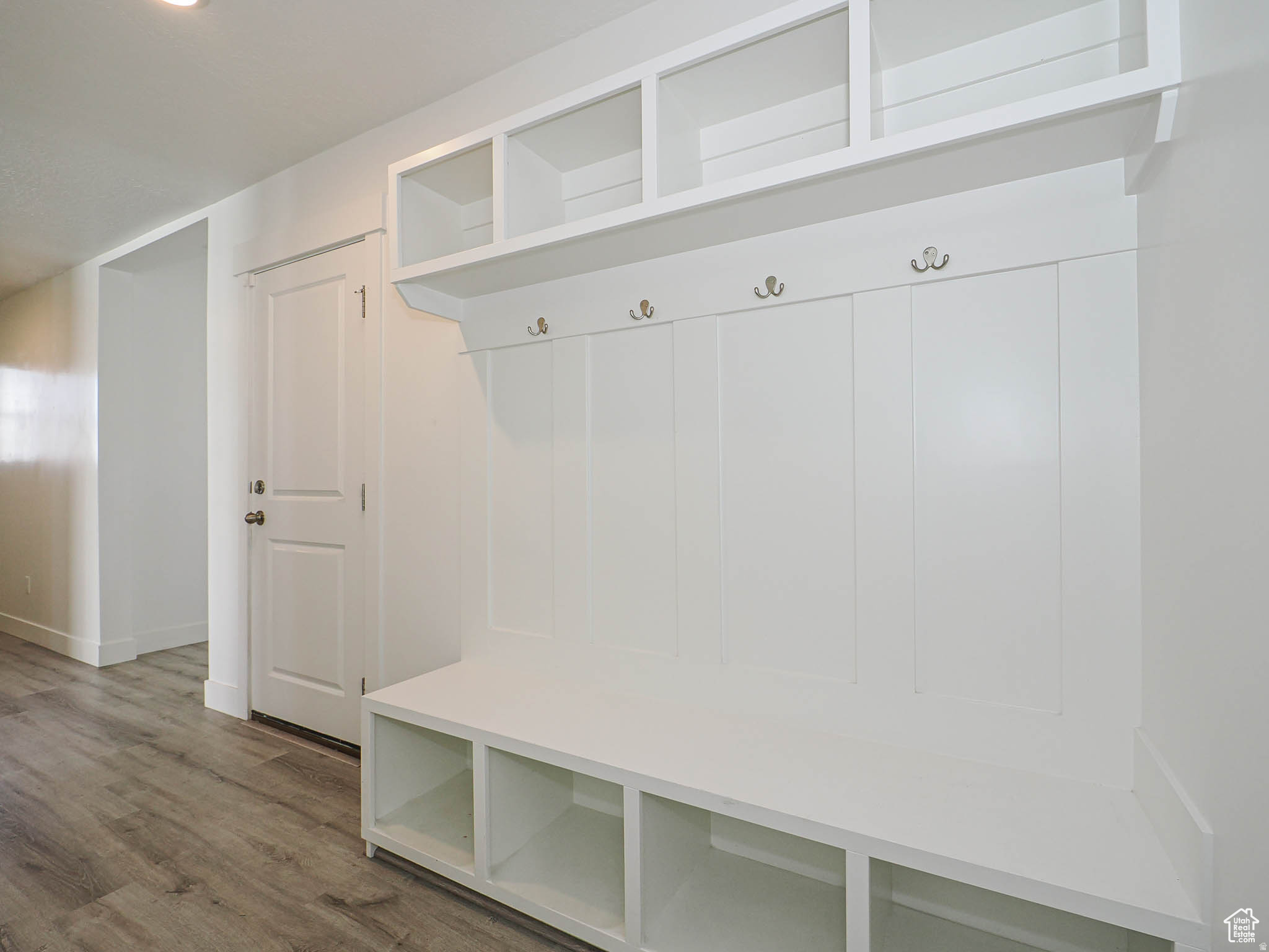 SHORELINE WEST - Residential