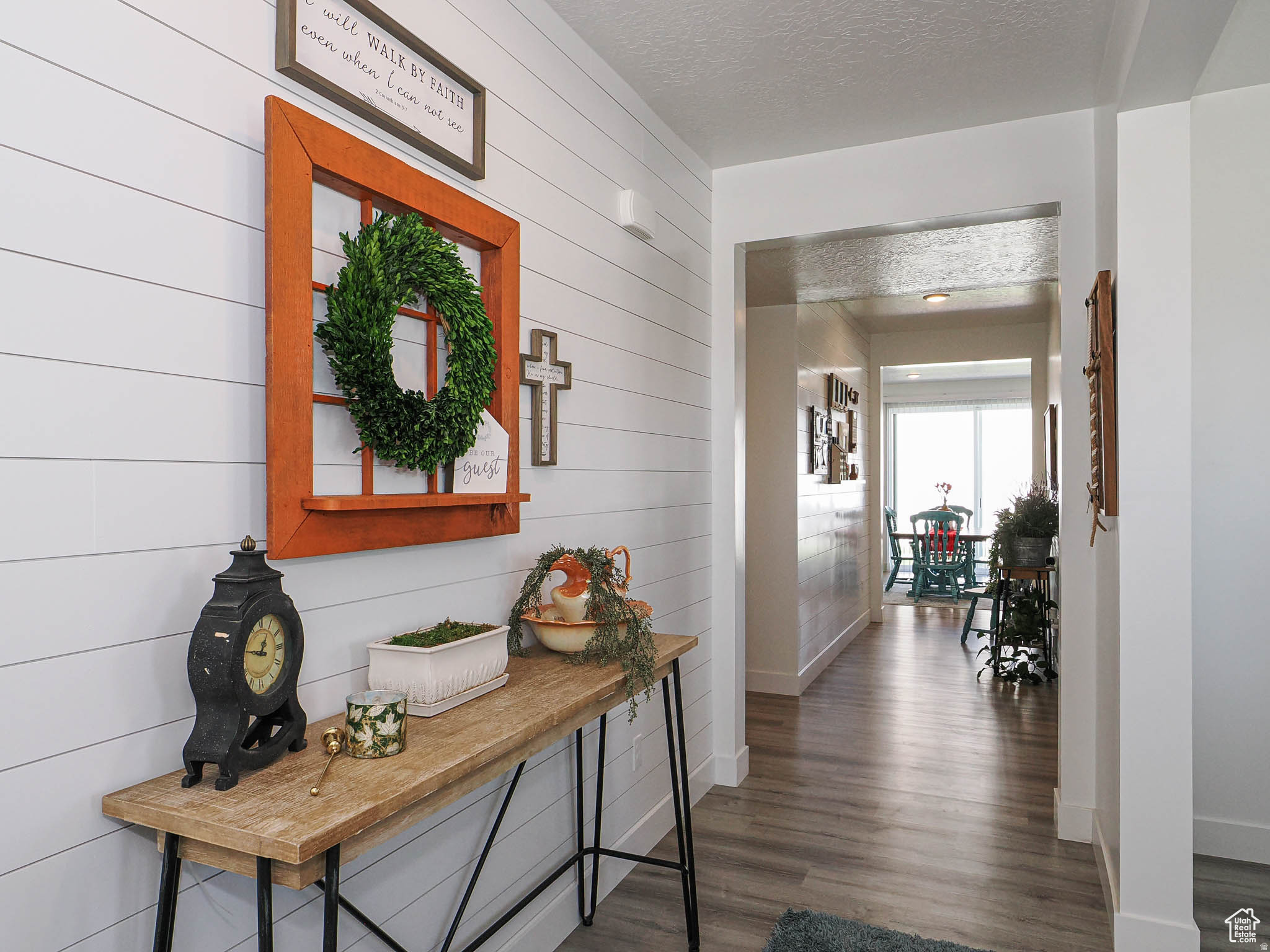 SHORELINE WEST - Residential