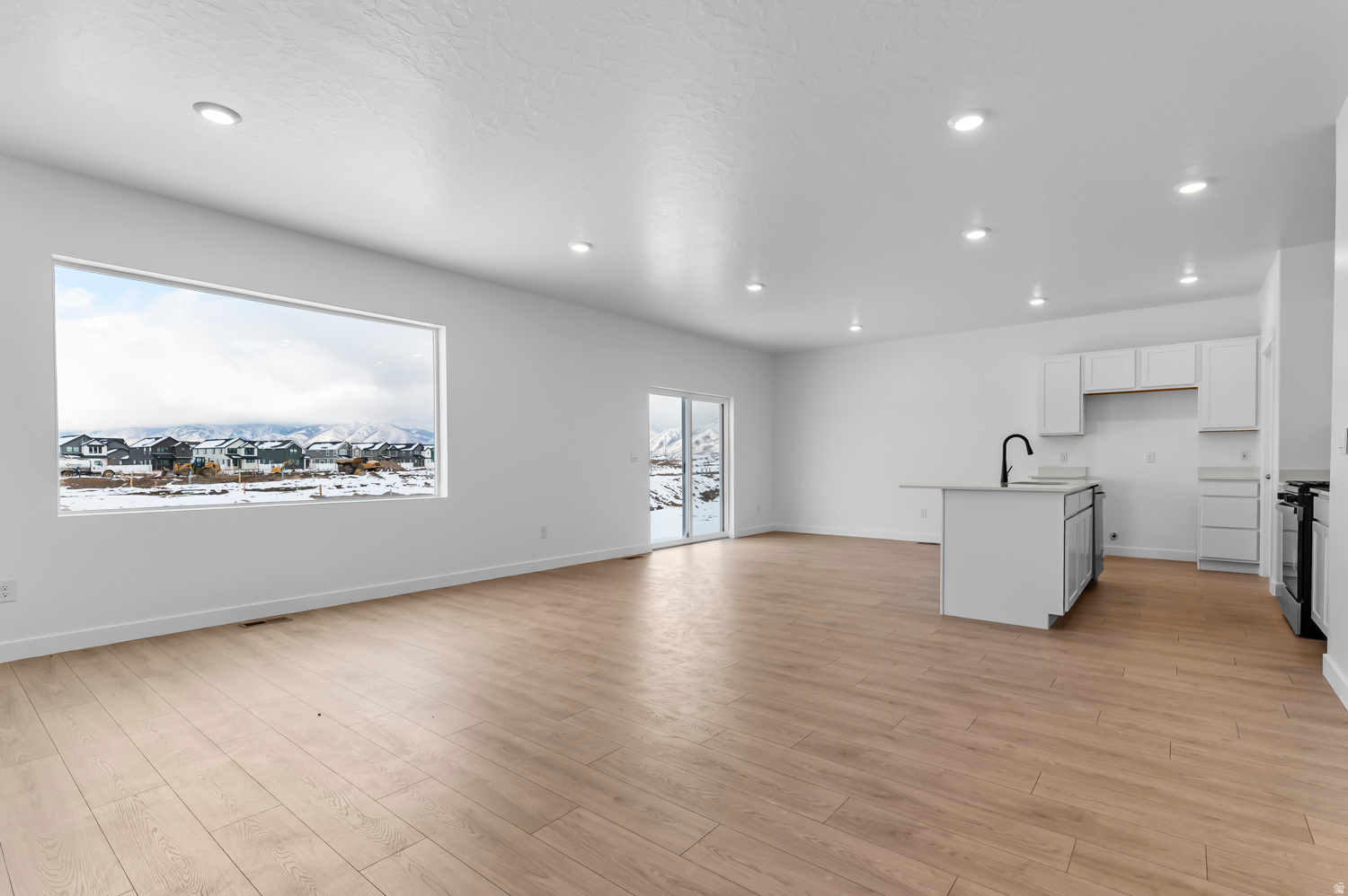 VIRIDIAN - Residential