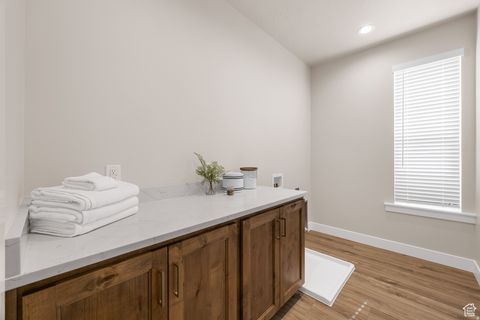 Tiny photo for 525 N 1750 W, Mapleton, UT 84664 (MLS # 2125783)