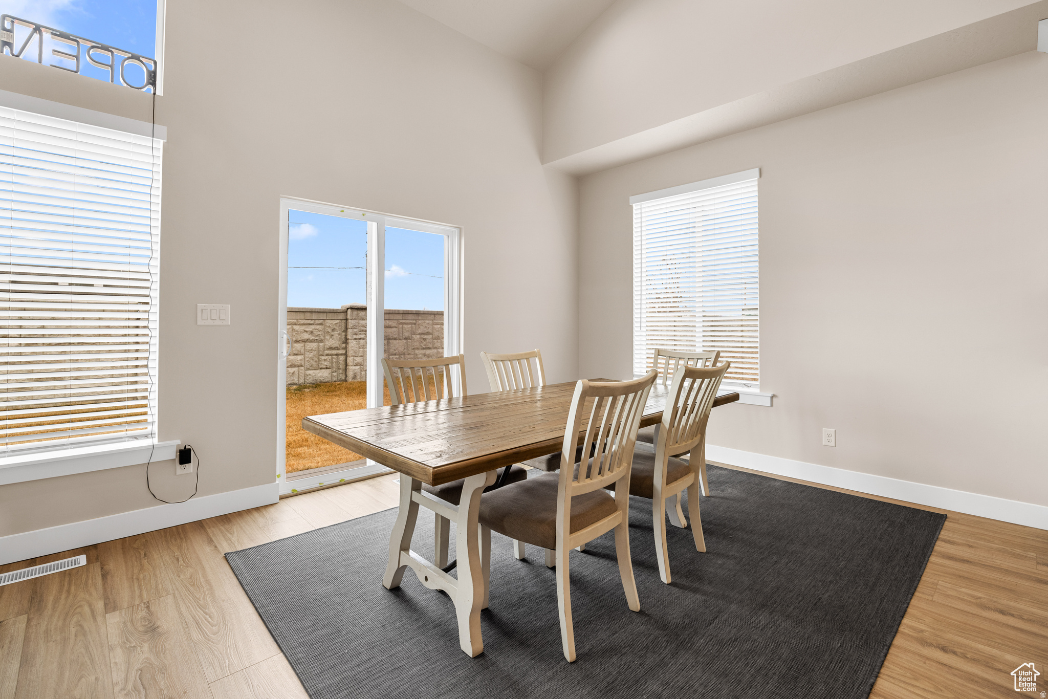 GRINDSTONE ESTATES - Residential