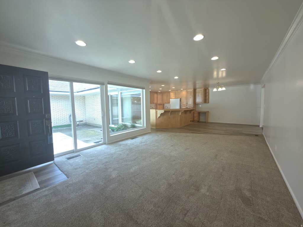 Photo of 1938 E 5150 S, Holladay, UT 84117 (MLS # 2168365)