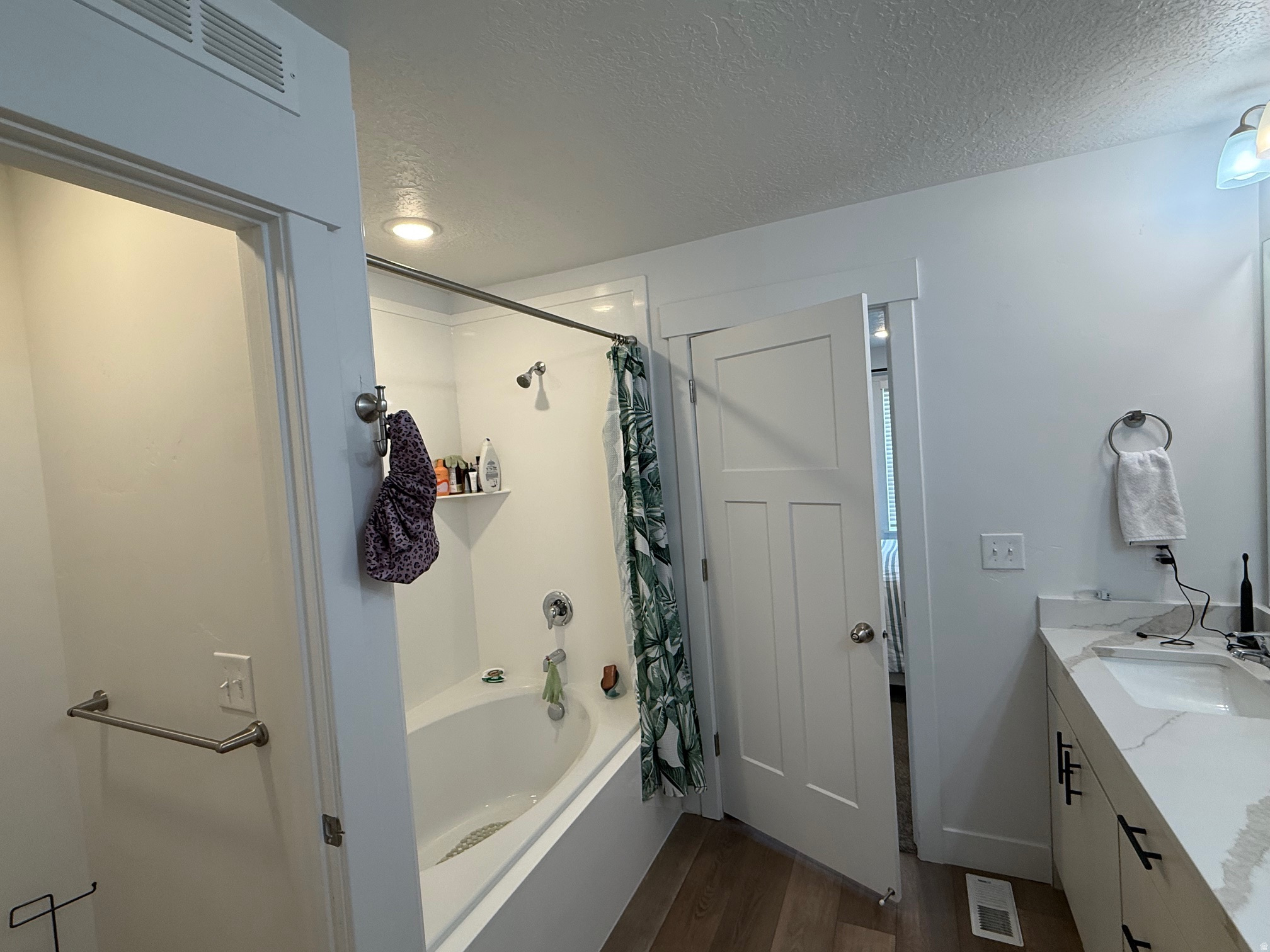 JUNIPER SPRINGS - Residential