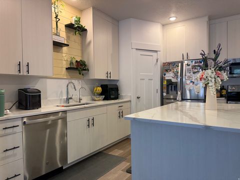 Tiny photo for 2784 E FOSTORIA ALY N, Eagle Mountain, UT 84005 (MLS # 2158895)