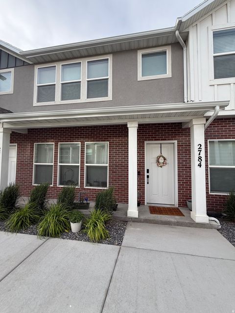 Photo of 2784 E FOSTORIA ALY N, Eagle Mountain, UT 84005 (MLS # 2158895)