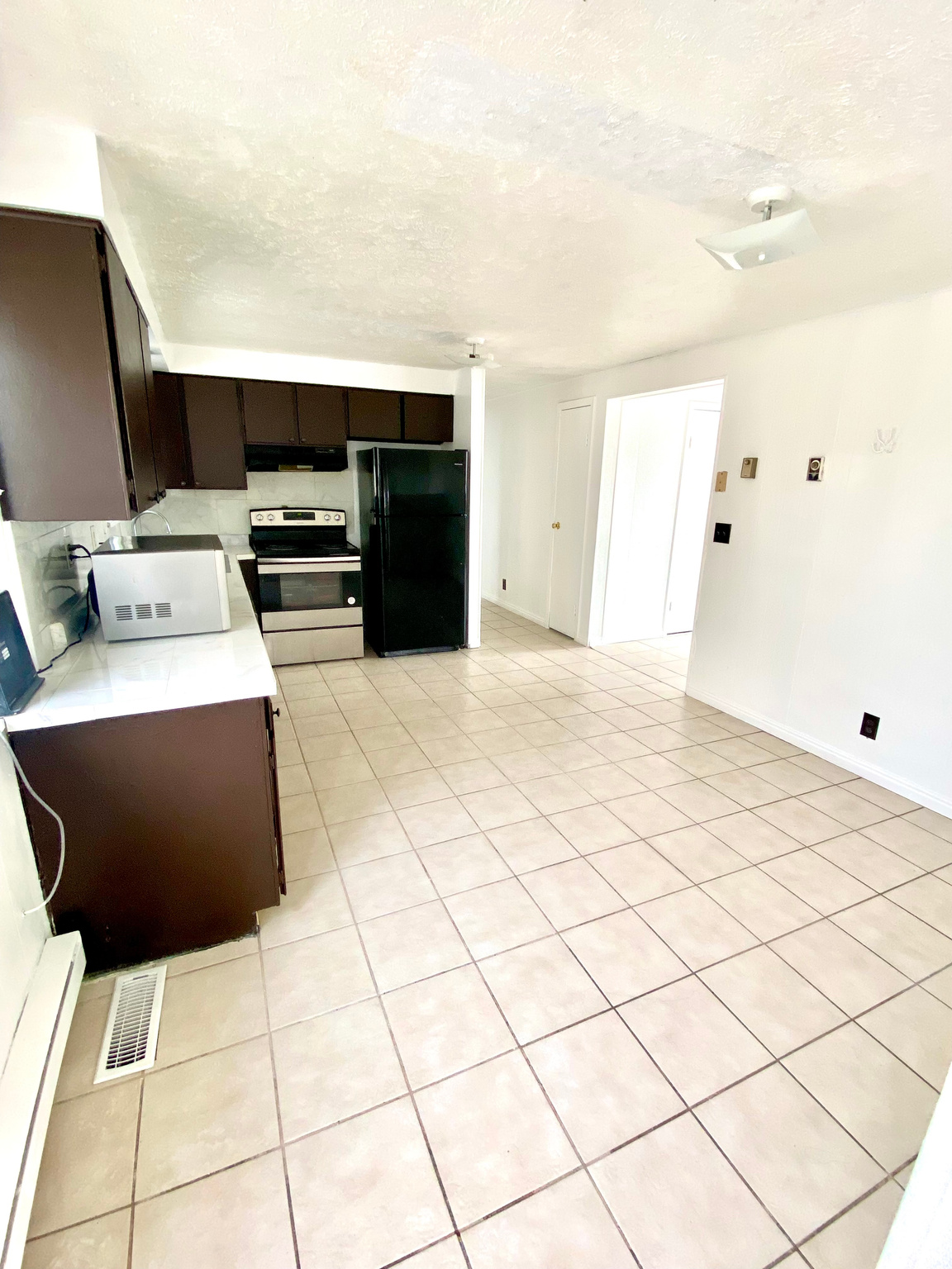 5444 W Bailiff Dr, Kearns, Utah image 5