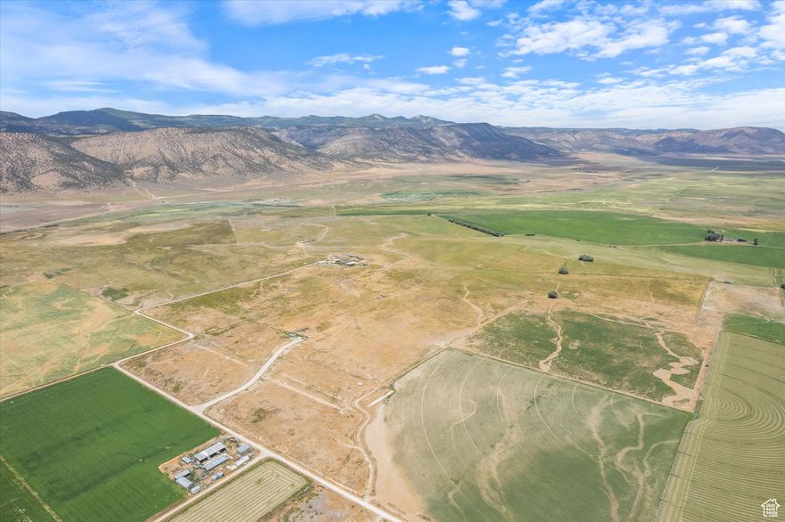 5.7 Acre Lot in the secluded Manti Valley Ranch!  Beautiful views in every direction and a developer who's done it right!  1-Acre Foot water right included in the shared well. Electricity and water are stubbed to the properties. Lots 1 and 3 are available.  15 minutes to Snow College, Walmart, and the up and coming Ephraim Crossing!  Call listing agent for more information. Sewer would be a septic tank.