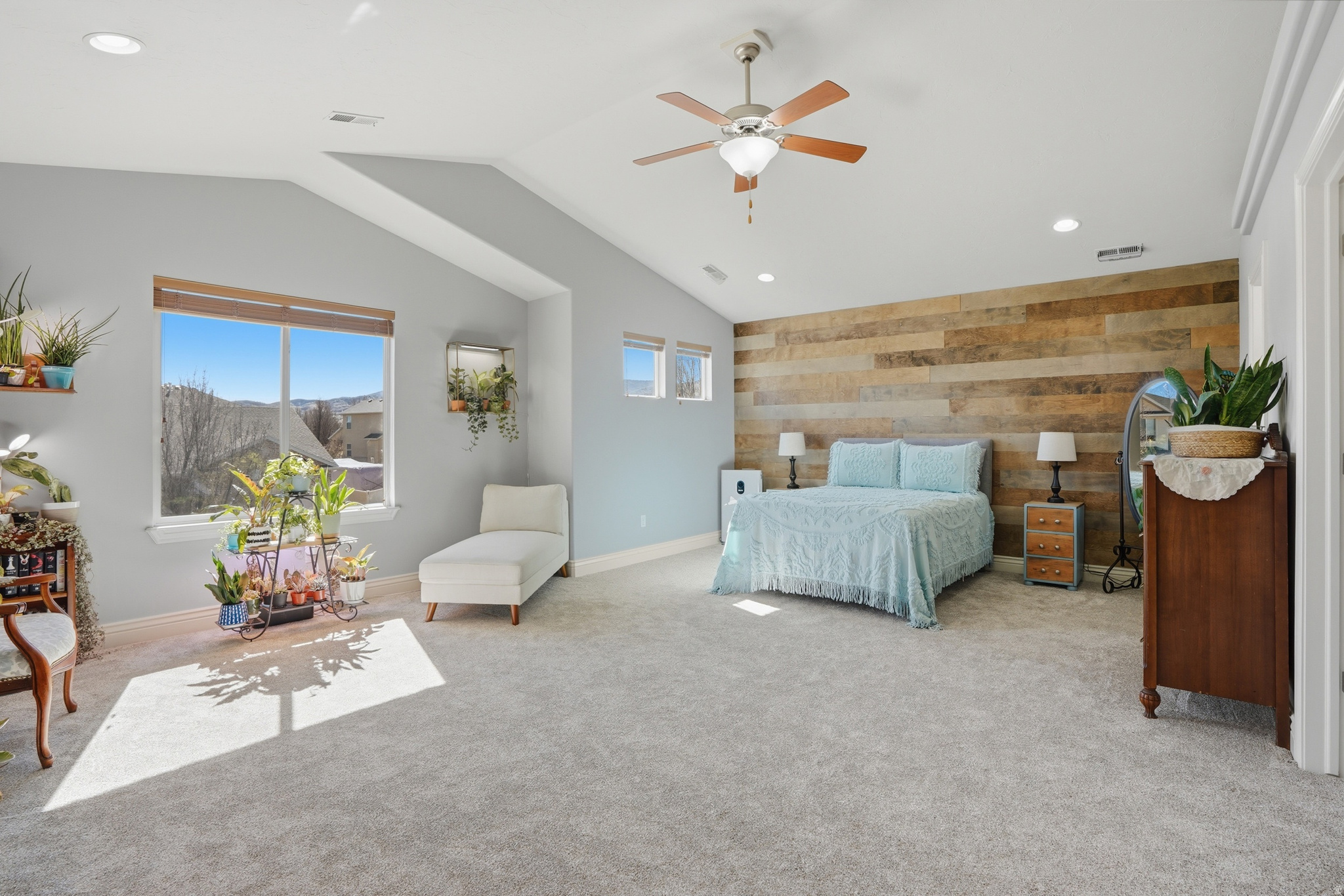 MEADOWS - Residential