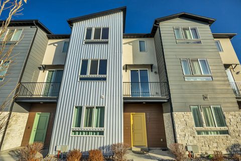 Photo of 1007 W 430 S #111-E, American Fork, UT 84003 (MLS # 2134269)