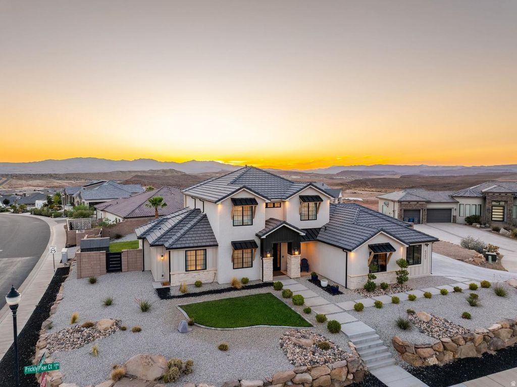 Photo of 6060 S PRICKLY PEAR CT, Saint George, UT 84790 (MLS # 2169814)