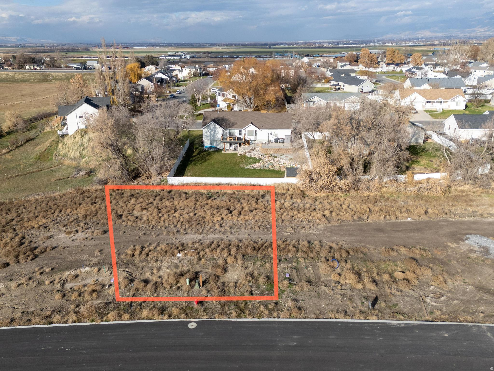 MT STERLING FARMS - Land