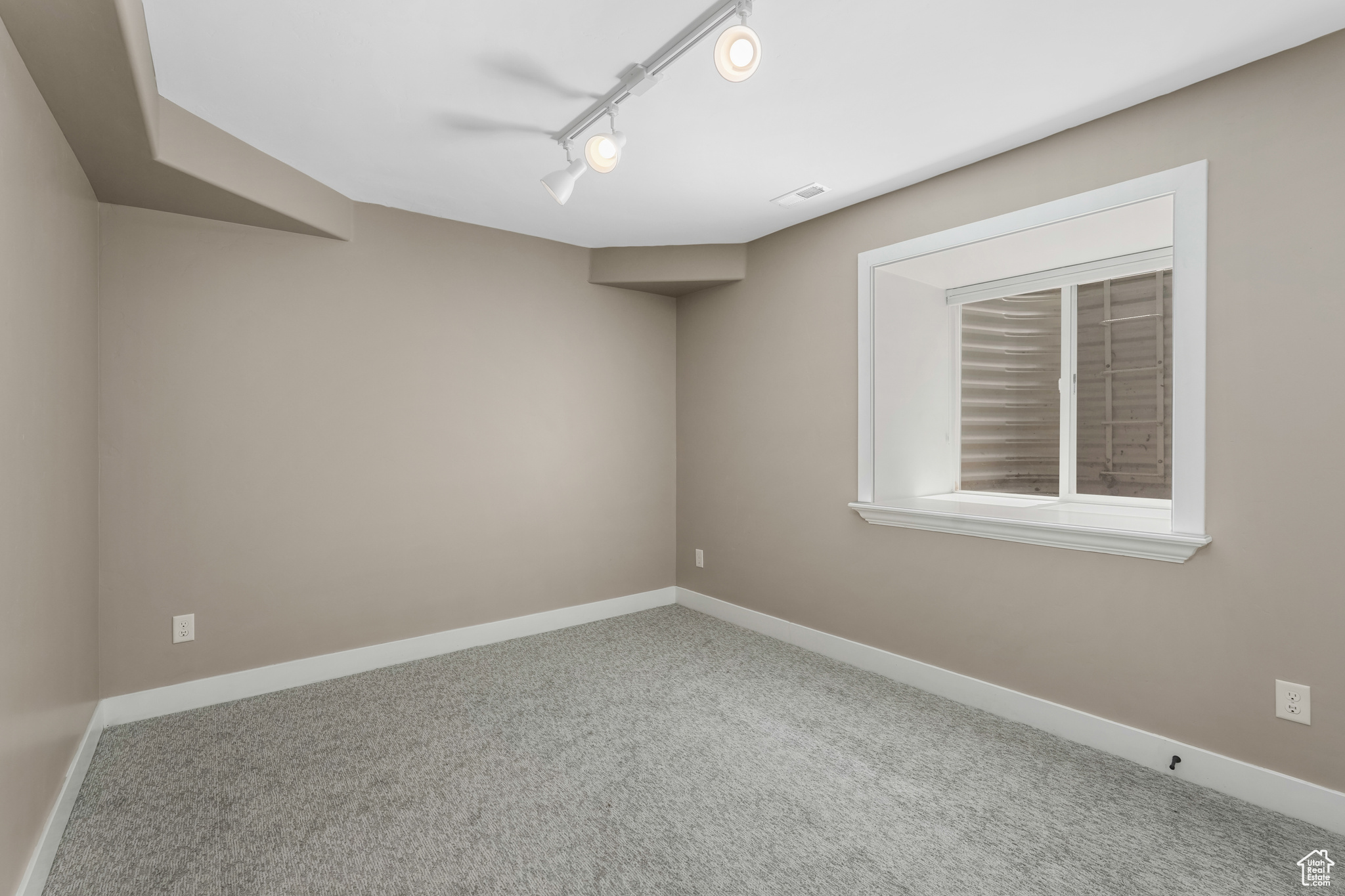 225 S 900, Salt Lake City, Utah image 25