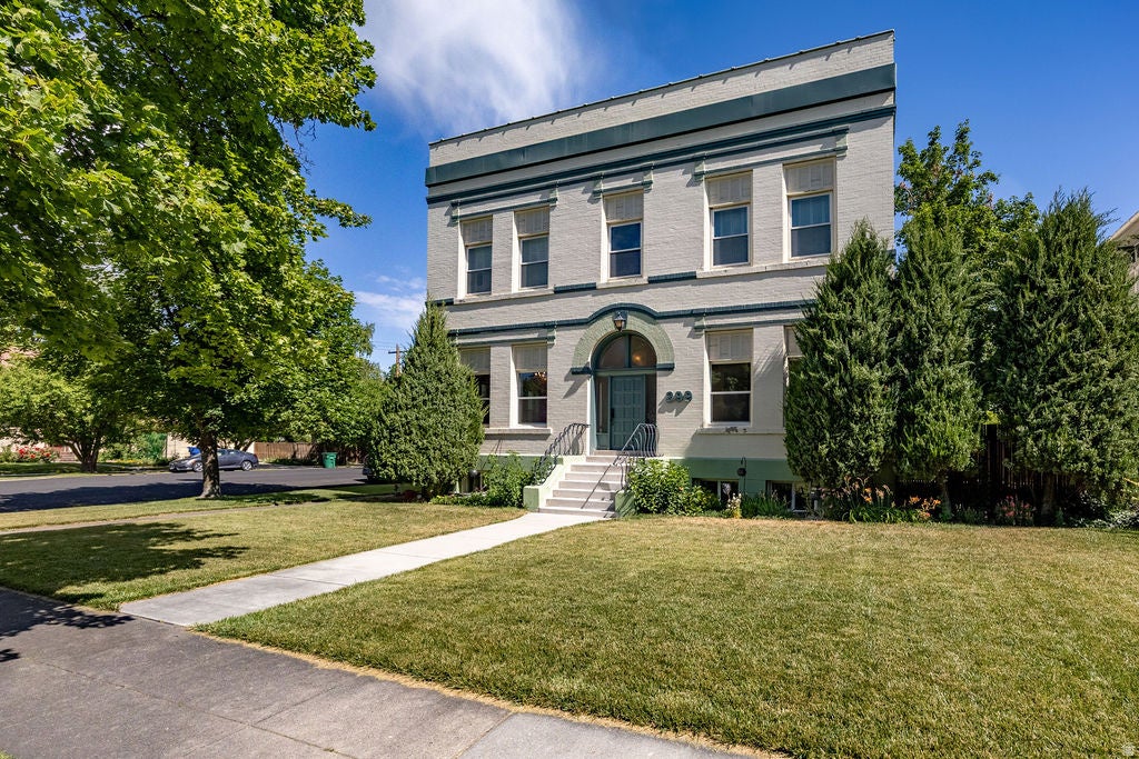 Photo of 299 W CENTER ST #2, Logan, UT 84321 (MLS # 2169348)