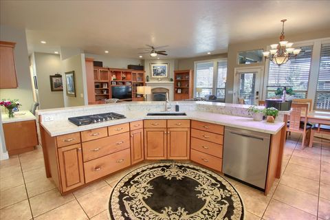 Tiny photo for 1653 E CRESCENT VIEW CIRCLE CIR, Sandy, UT 84092 (MLS # 2137923)