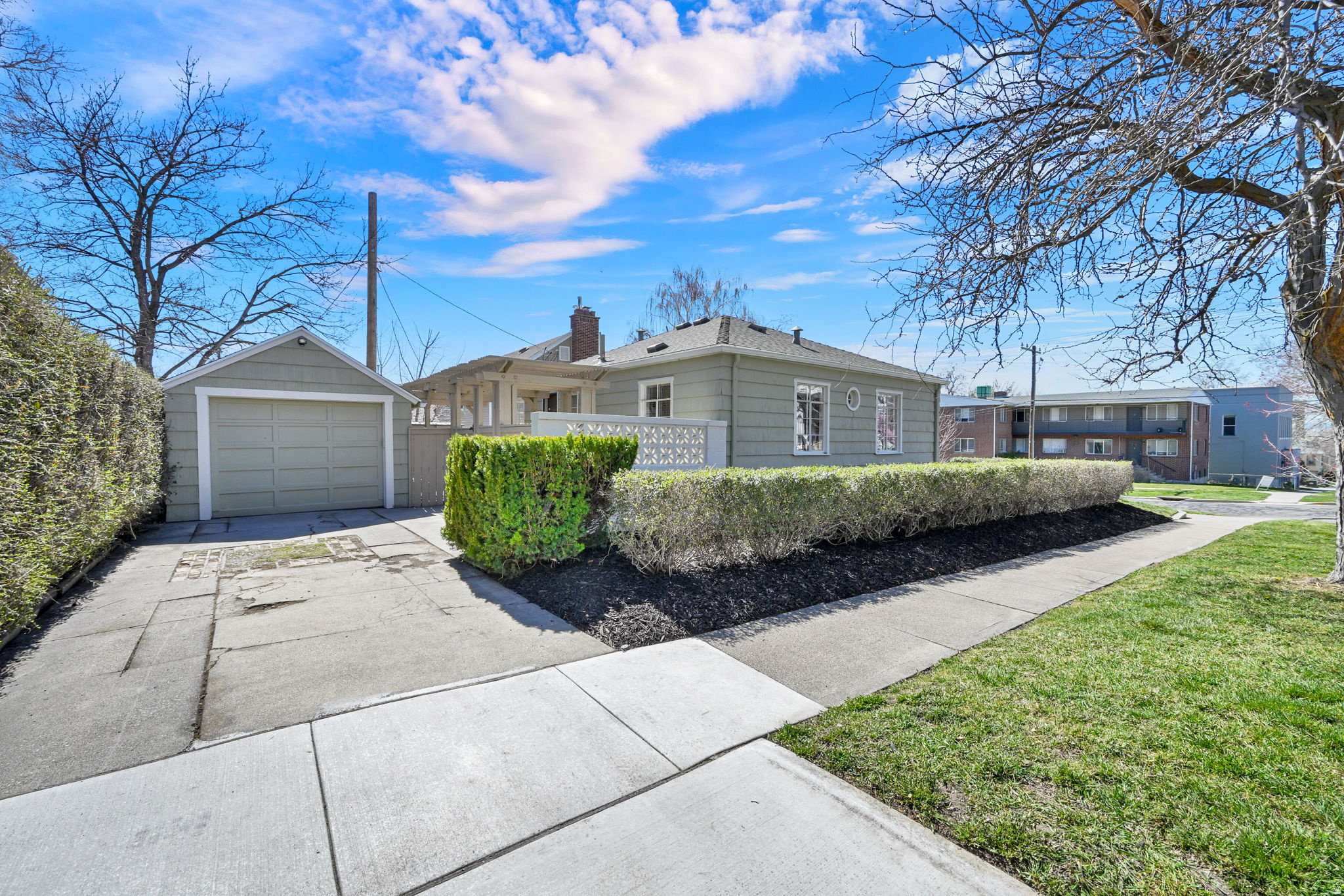 AVENUES - Residential