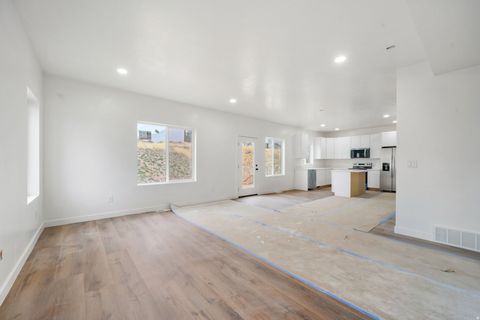 Tiny photo for 1551 S 3170 E, Spanish Fork, UT 84660 (MLS # 2129068)