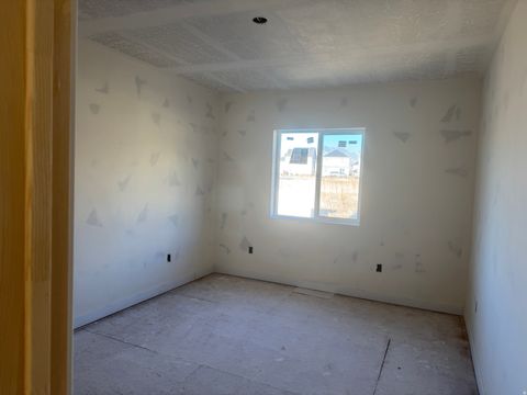 Tiny photo for 1551 S 3170 E, Spanish Fork, UT 84660 (MLS # 2129068)
