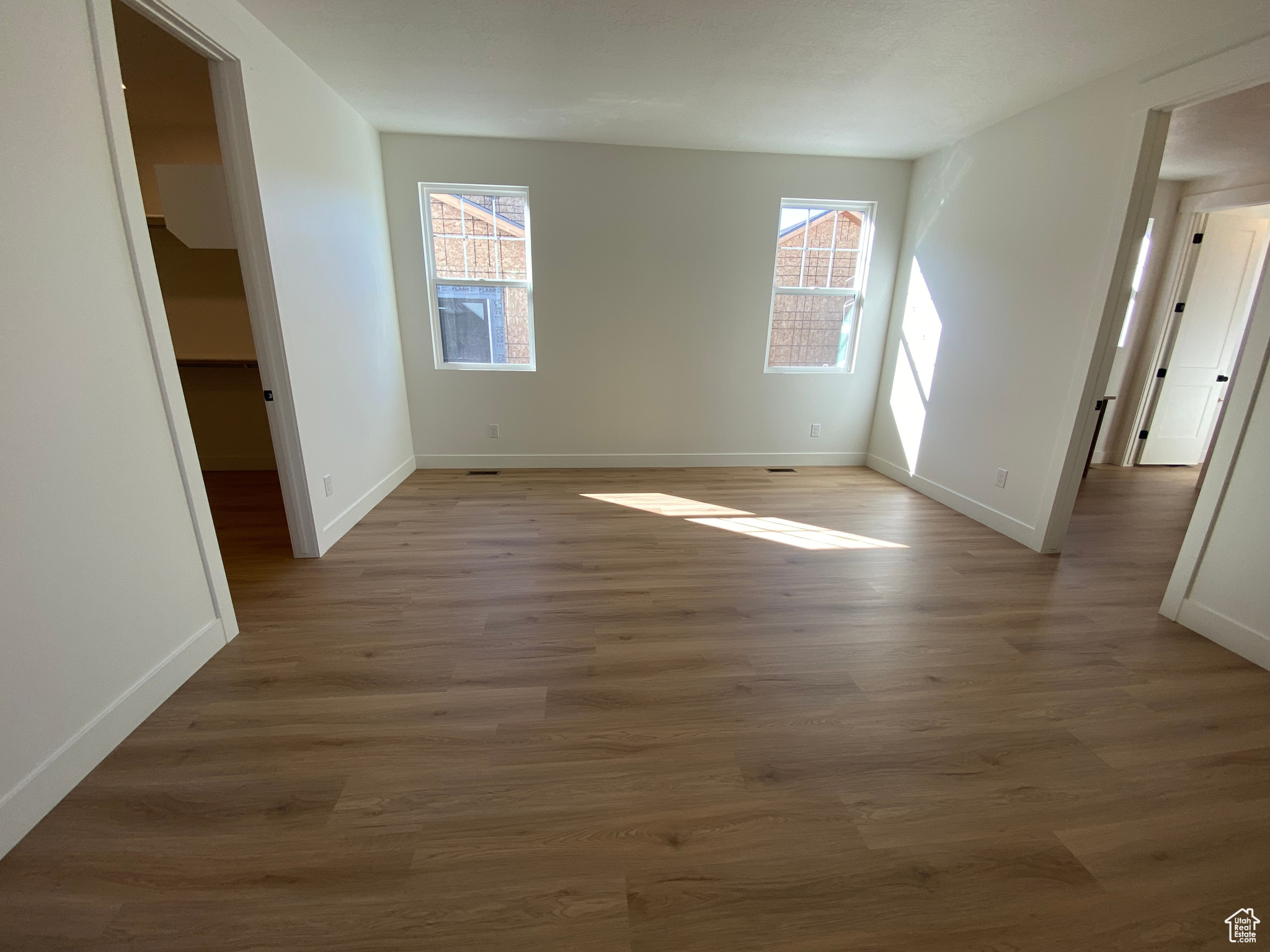 DAYBREAK - Residential