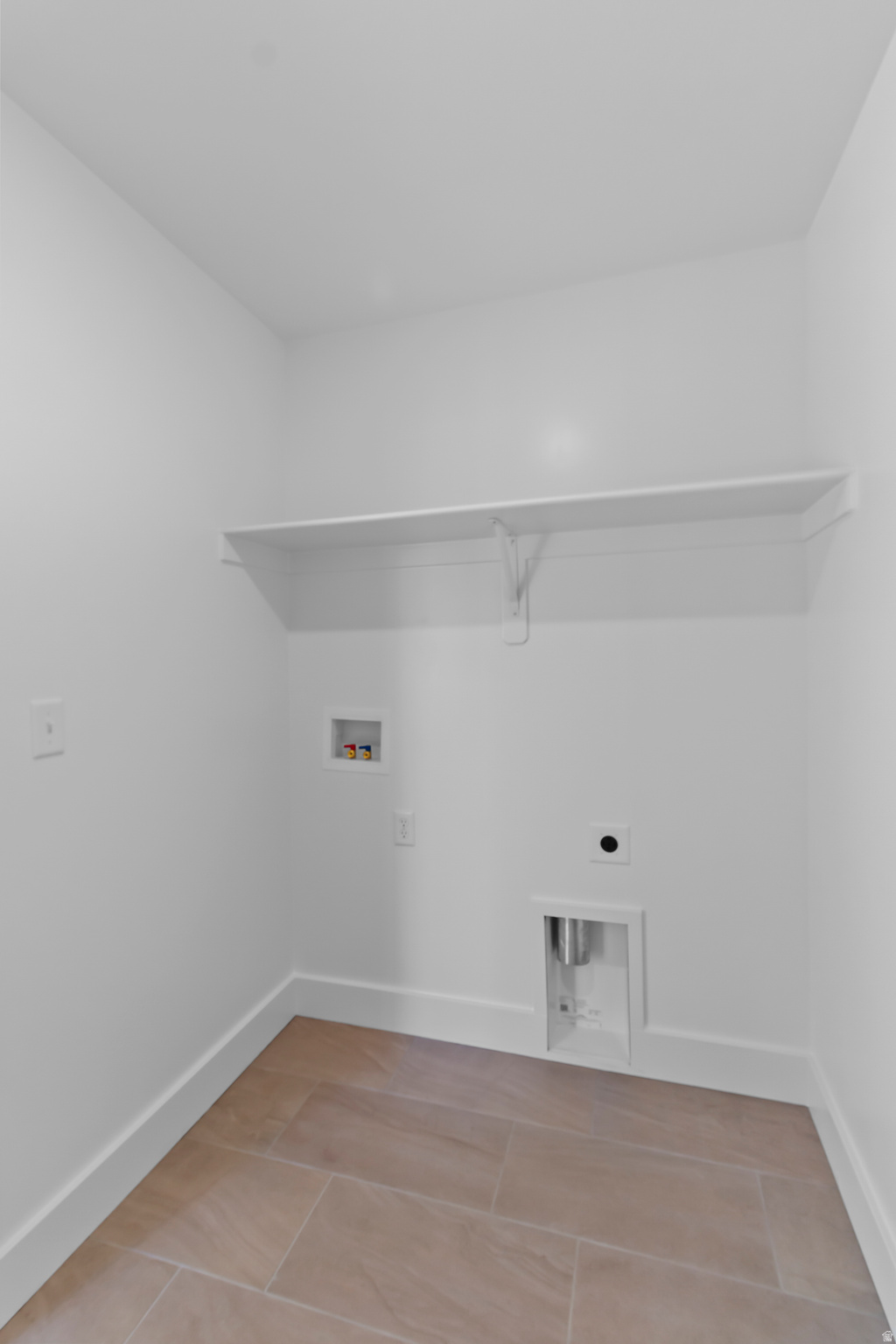 ENVISION ESTATES - Residential