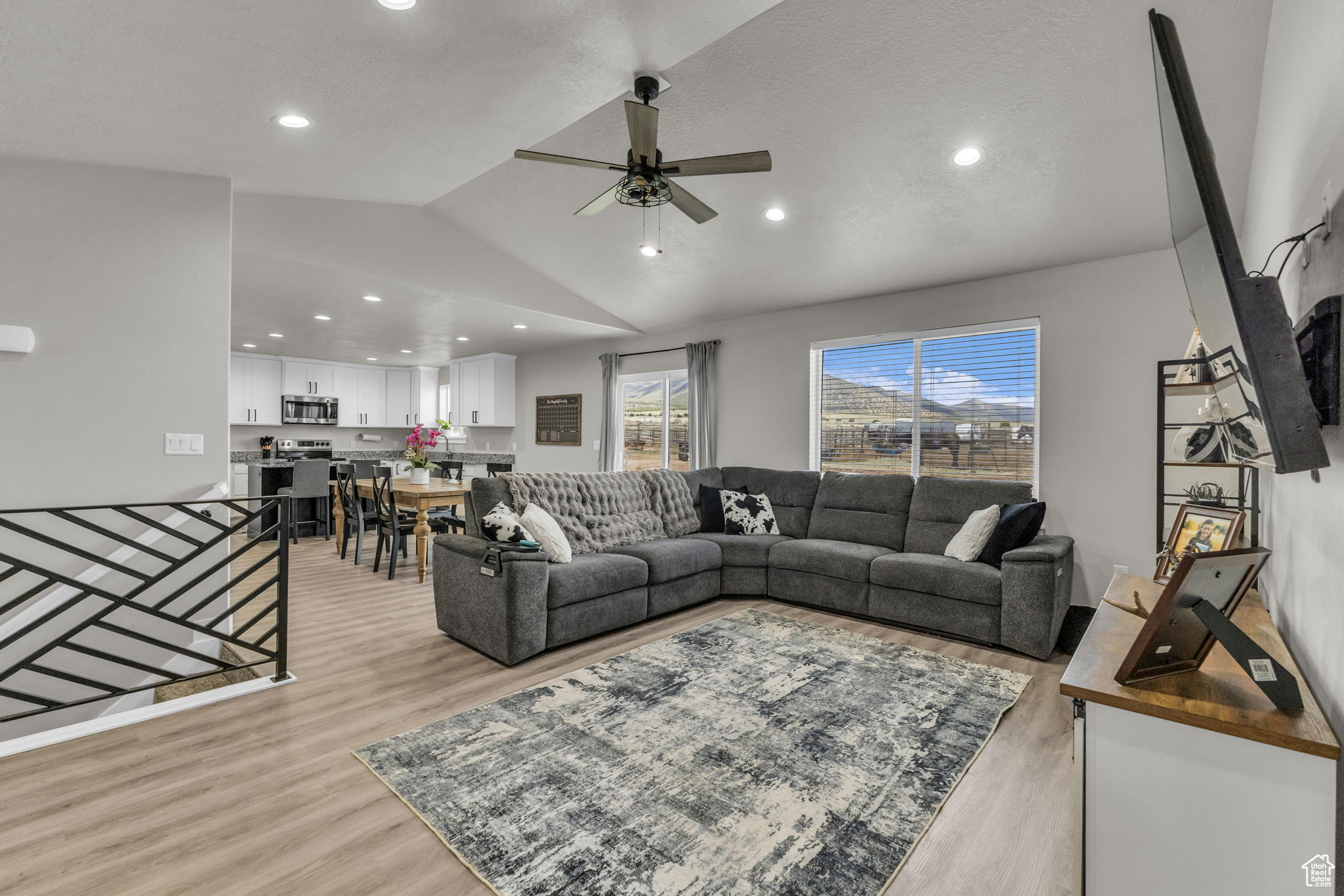 18616 Jefferson Ave, Eagle Mountain, Utah image 3