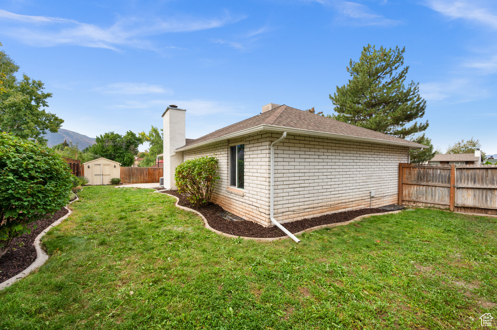 RADIUS CURVE - Residential