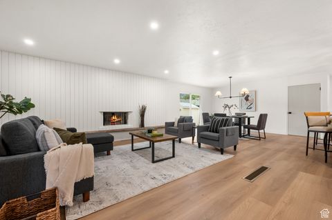 Tiny photo for 9123 S MEADOW CT, Sandy, UT 84093 (MLS # 2114308)