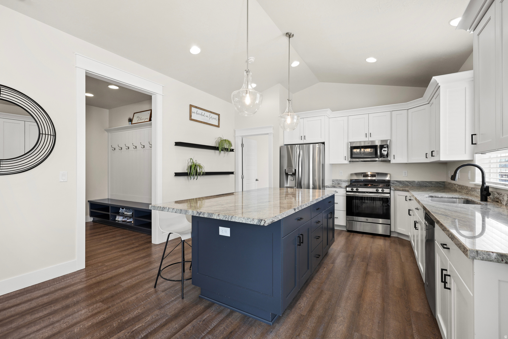 WOODFIELD FARMS - Residential