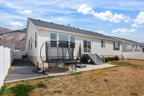 Tiny photo for 1567 N 550 E, North Ogden, UT 84404 (MLS # 2143294)