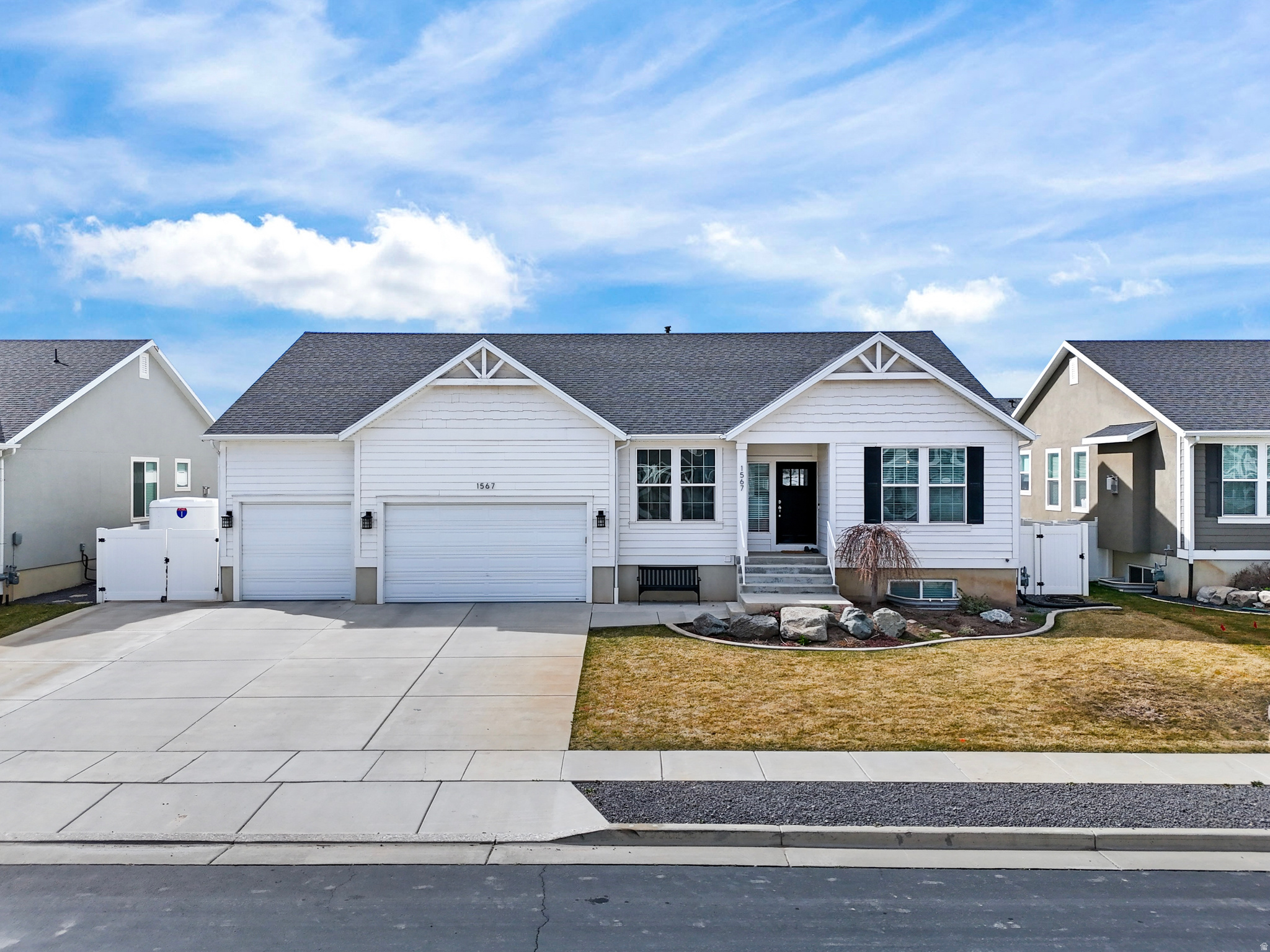 WOODFIELD FARMS - Residential