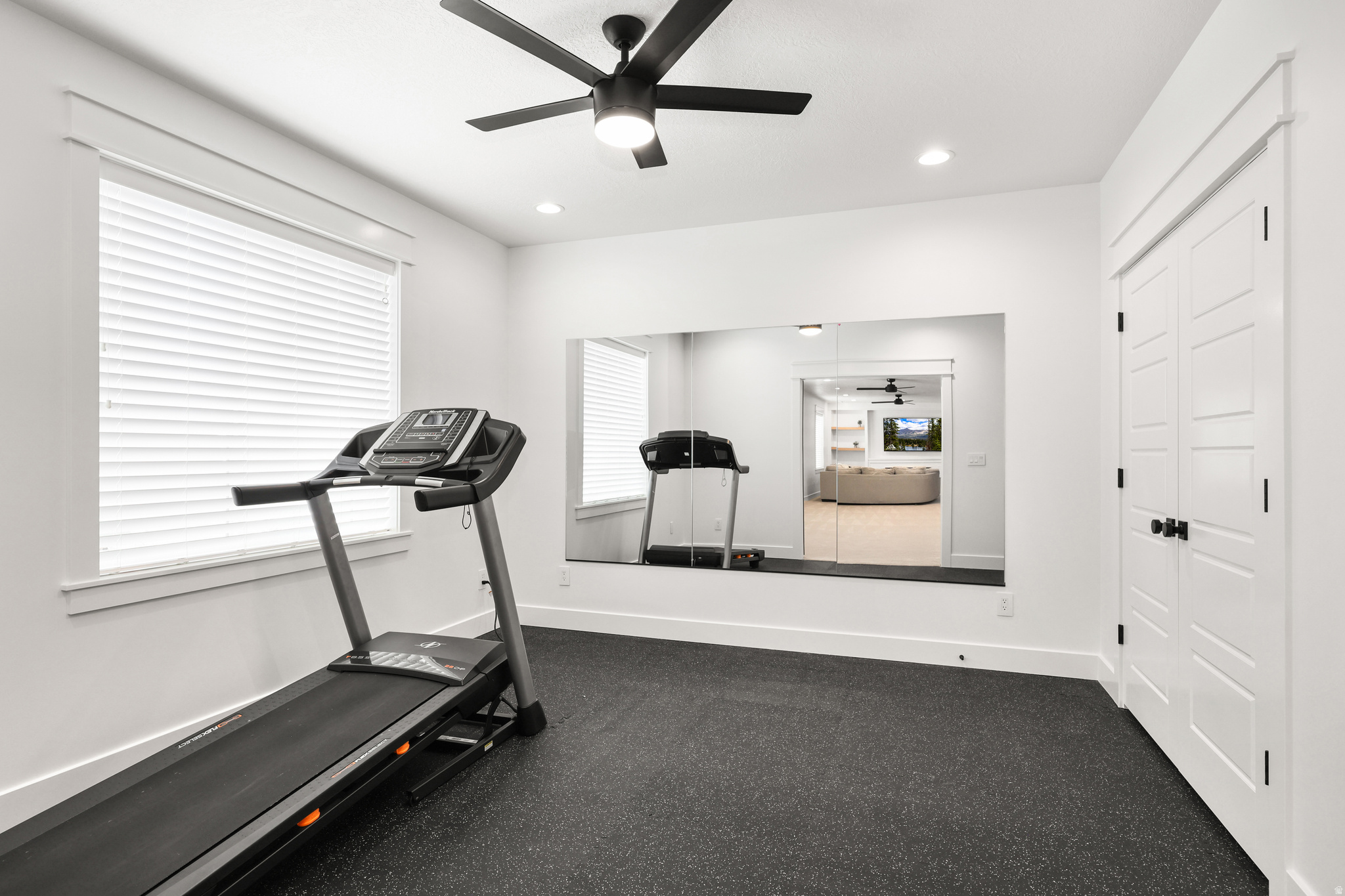 WOODFIELD FARMS - Residential