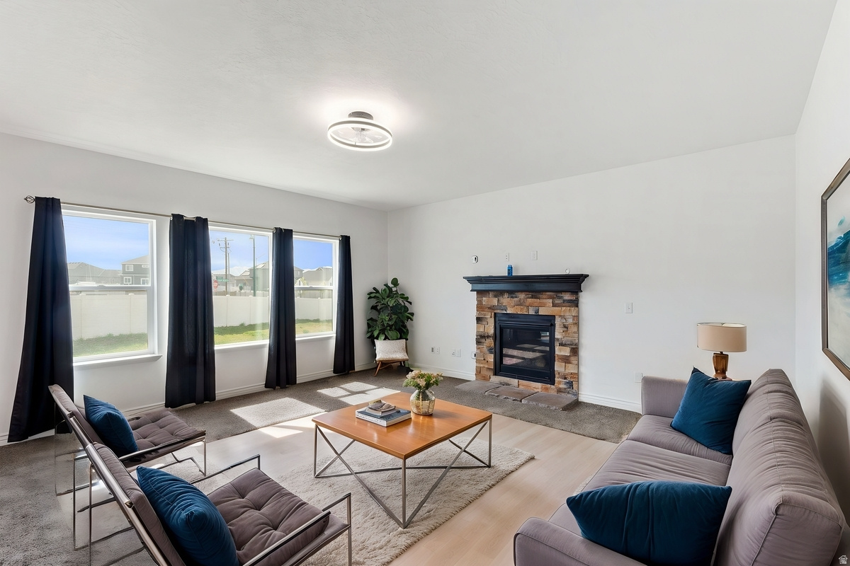 SUNSET ESTATES - Residential