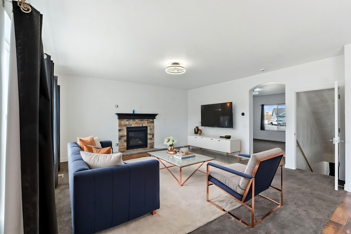 SUNSET ESTATES - Residential