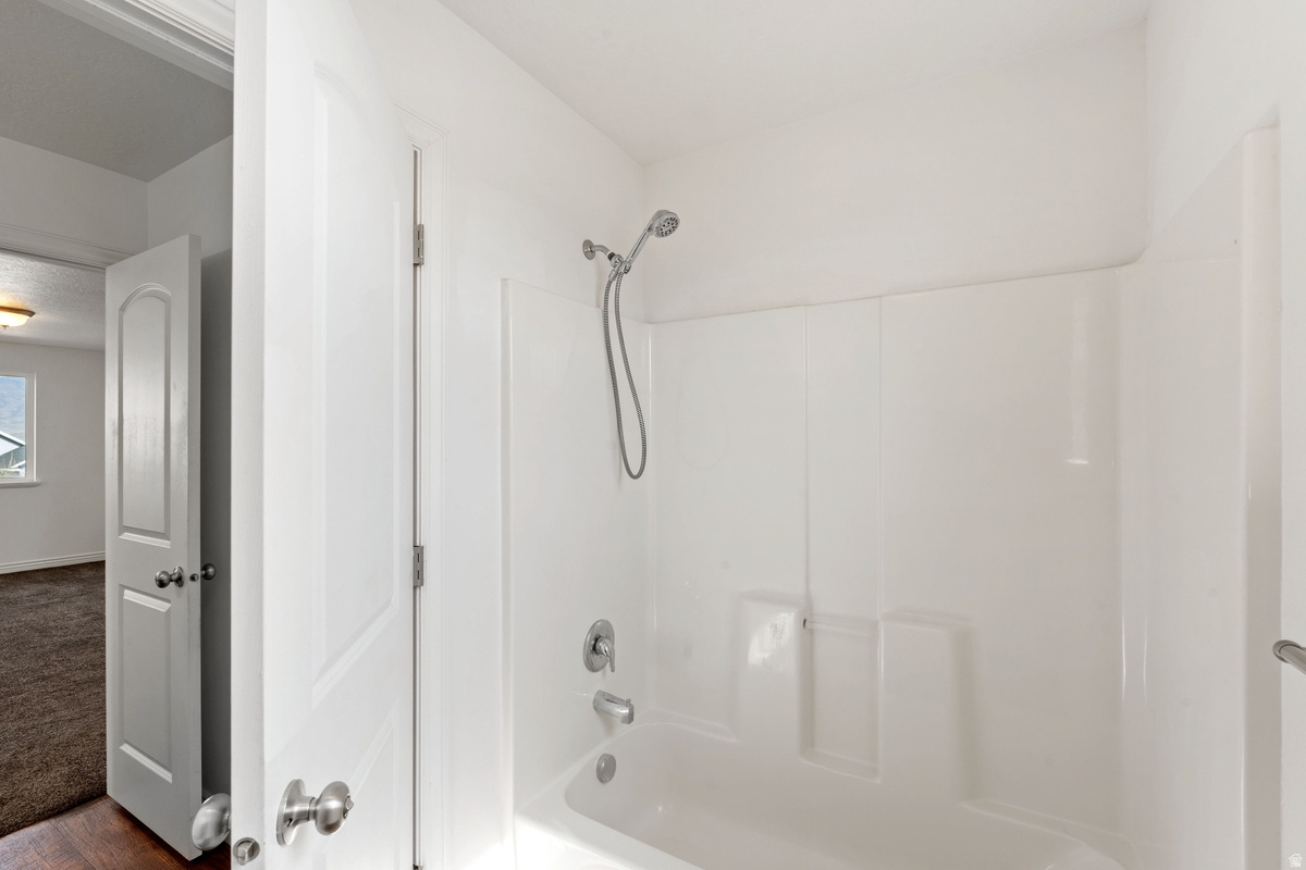 SUNSET ESTATES - Residential