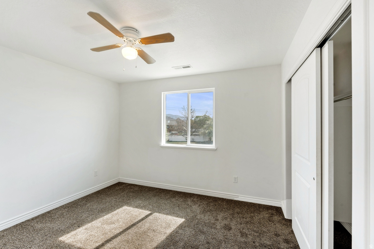 SUNSET ESTATES - Residential