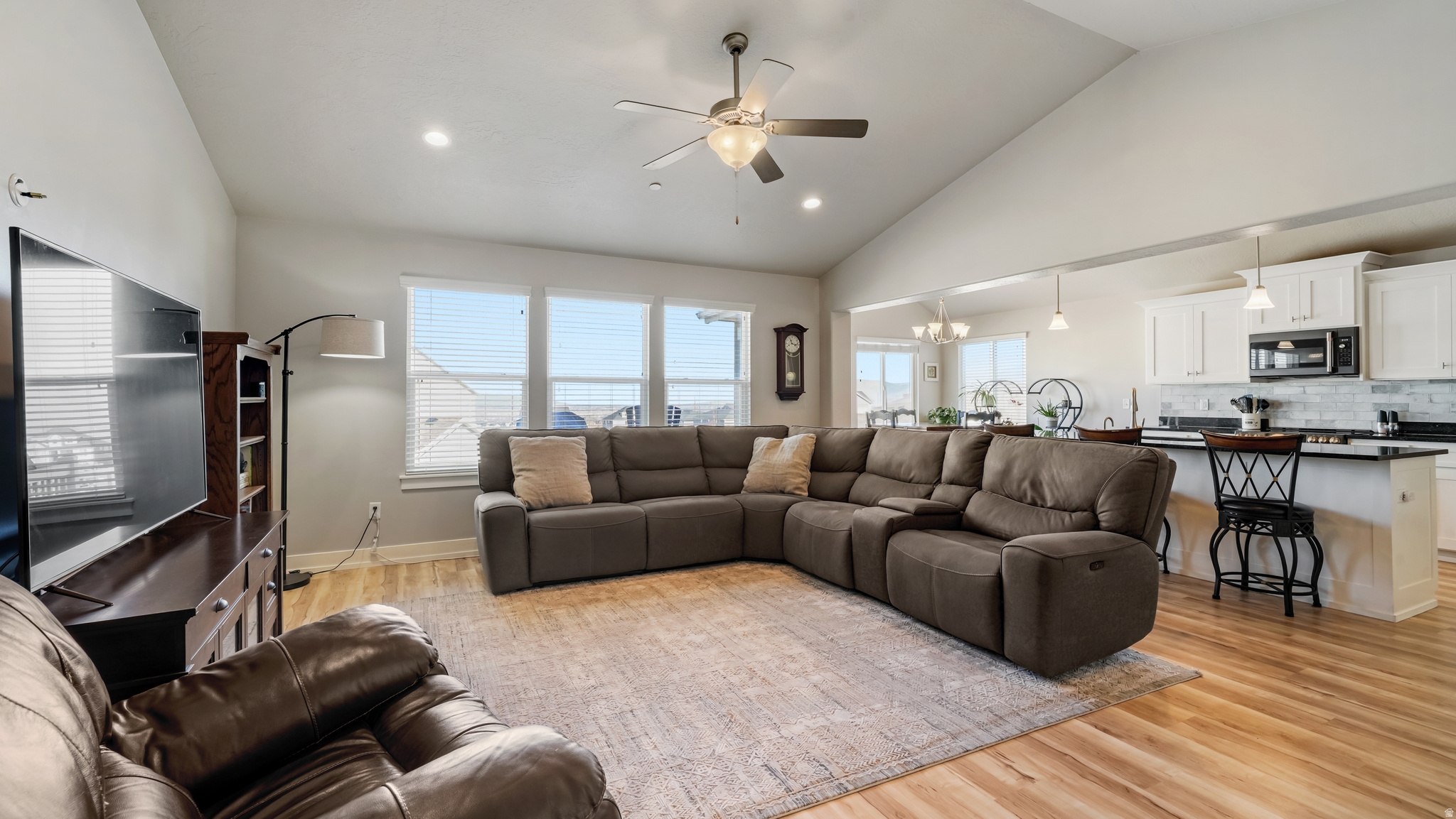 ELK RIDGE MEADOWS - Residential