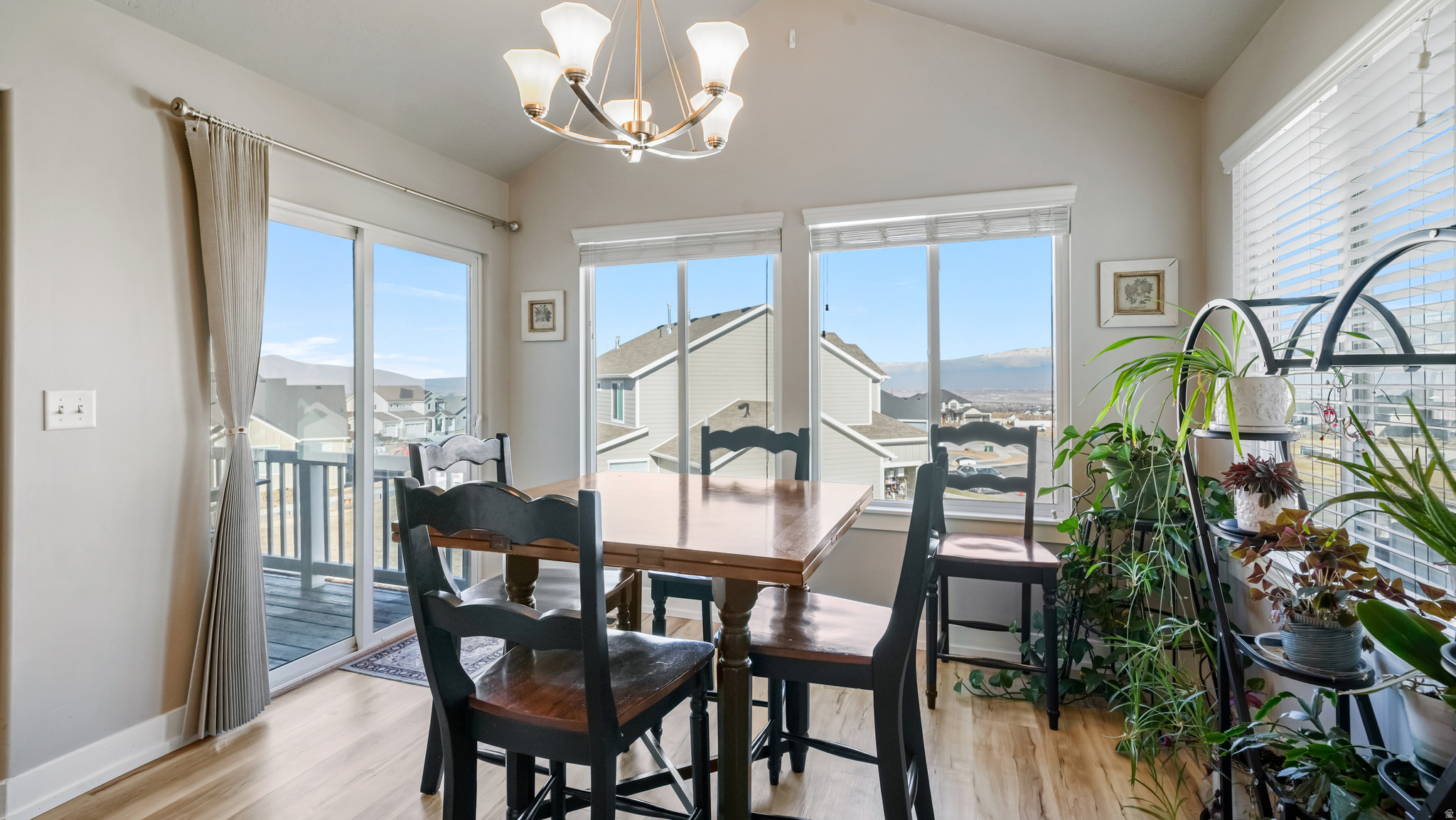 ELK RIDGE MEADOWS - Residential