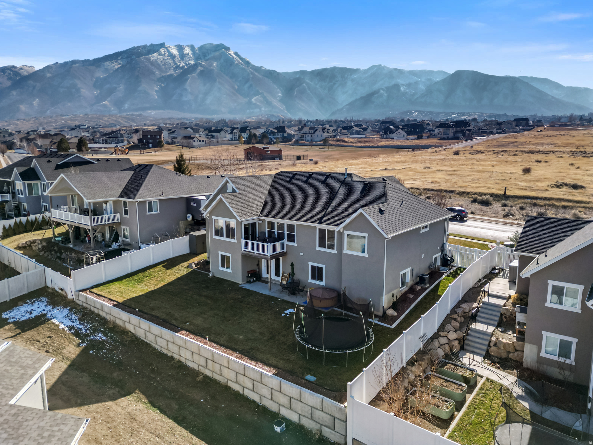 ELK RIDGE MEADOWS - Residential