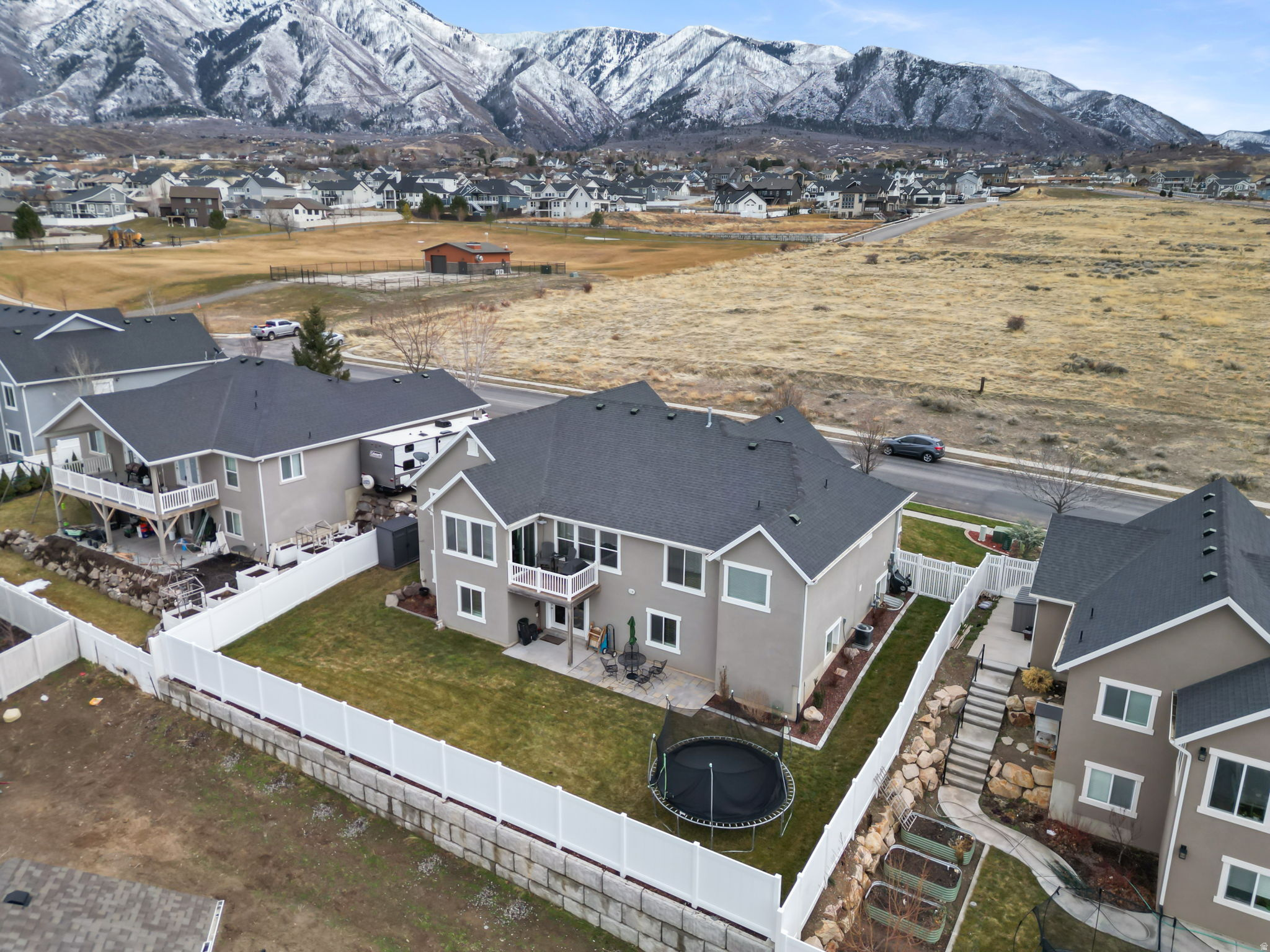 ELK RIDGE MEADOWS - Residential