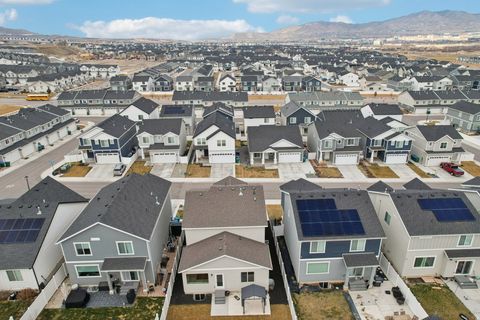 Tiny photo for 3869 W 620 N #433, Lehi, UT 84043 (MLS # 2141372)