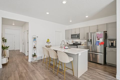 Tiny photo for 3869 W 620 N #433, Lehi, UT 84043 (MLS # 2141372)