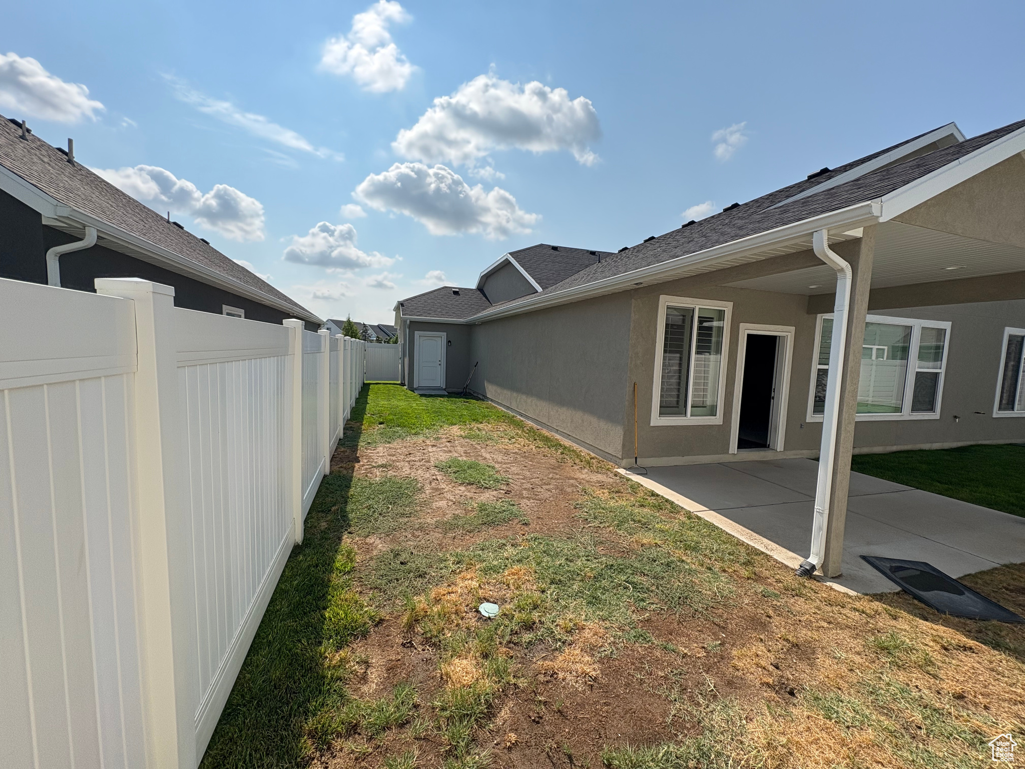GREEN FARM  FIELDS AT GREEN FARM HOA - Residential