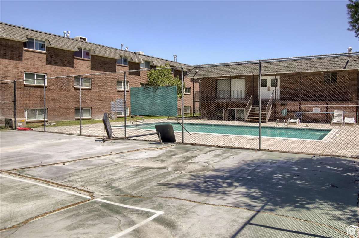 WESTGLEN VILLAGE - Residential