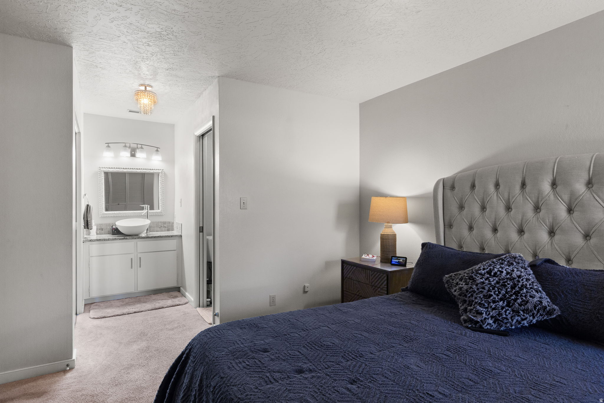 BLOOMINGTON COUNTRY CLUB 3-2 - Residential