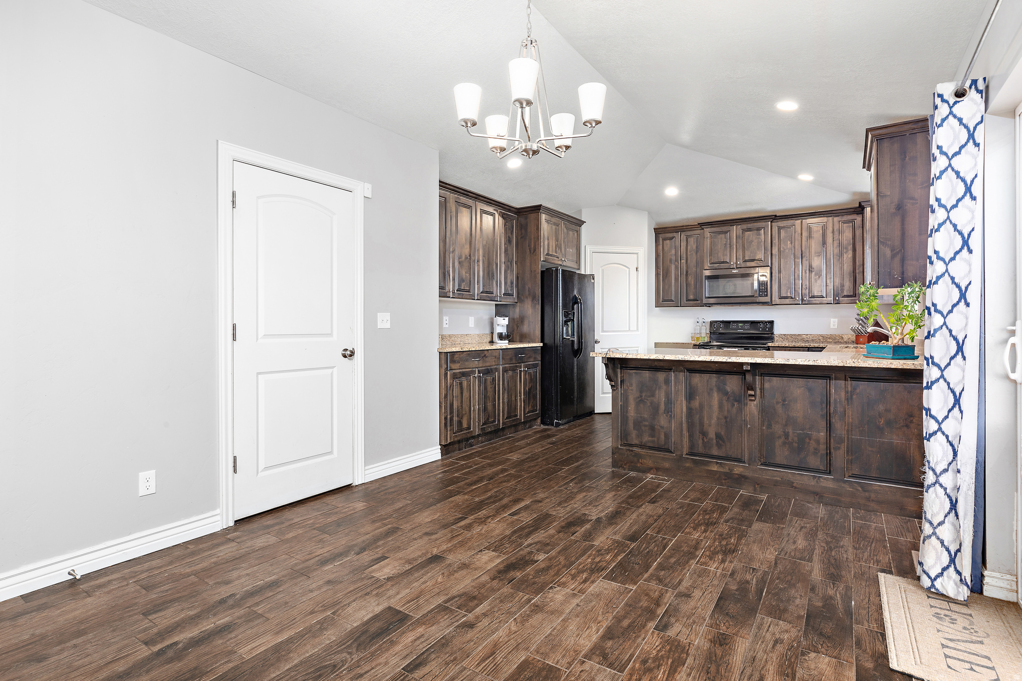 COVINGTON RIDGE ESTATES - Residential