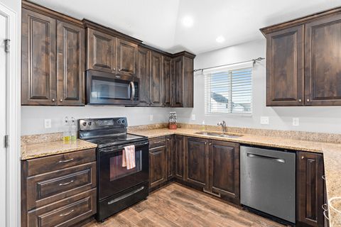Tiny photo for 822 S 270 E, Nephi, UT 84648 (MLS # 2132910)