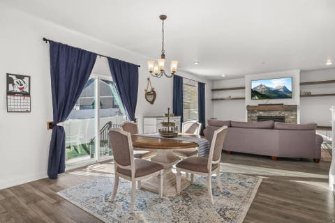 Tiny photo for 2669 N MCLAWS AVE, Layton, UT 84040 (MLS # 2180013)