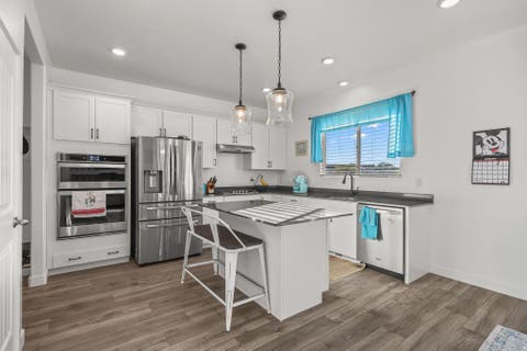 Tiny photo for 2669 N MCLAWS AVE, Layton, UT 84040 (MLS # 2180013)