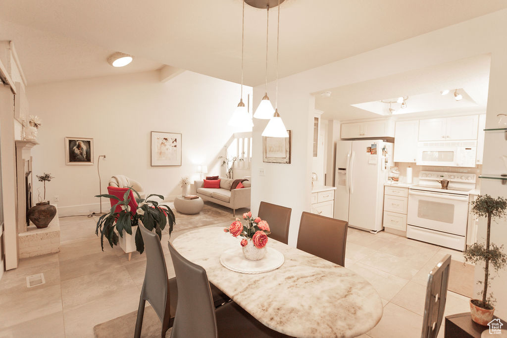 WHITE BARN - Residential